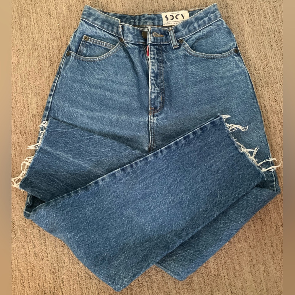 Gloria dark wash jeans